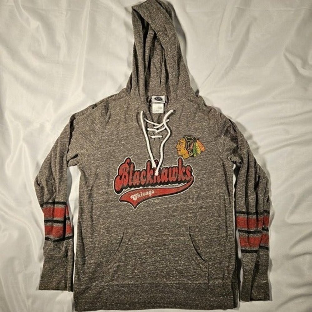 Chicago Blackhawks Official NHL Grey Hoodie Pullover Light Sweatshirt Size S 4/6